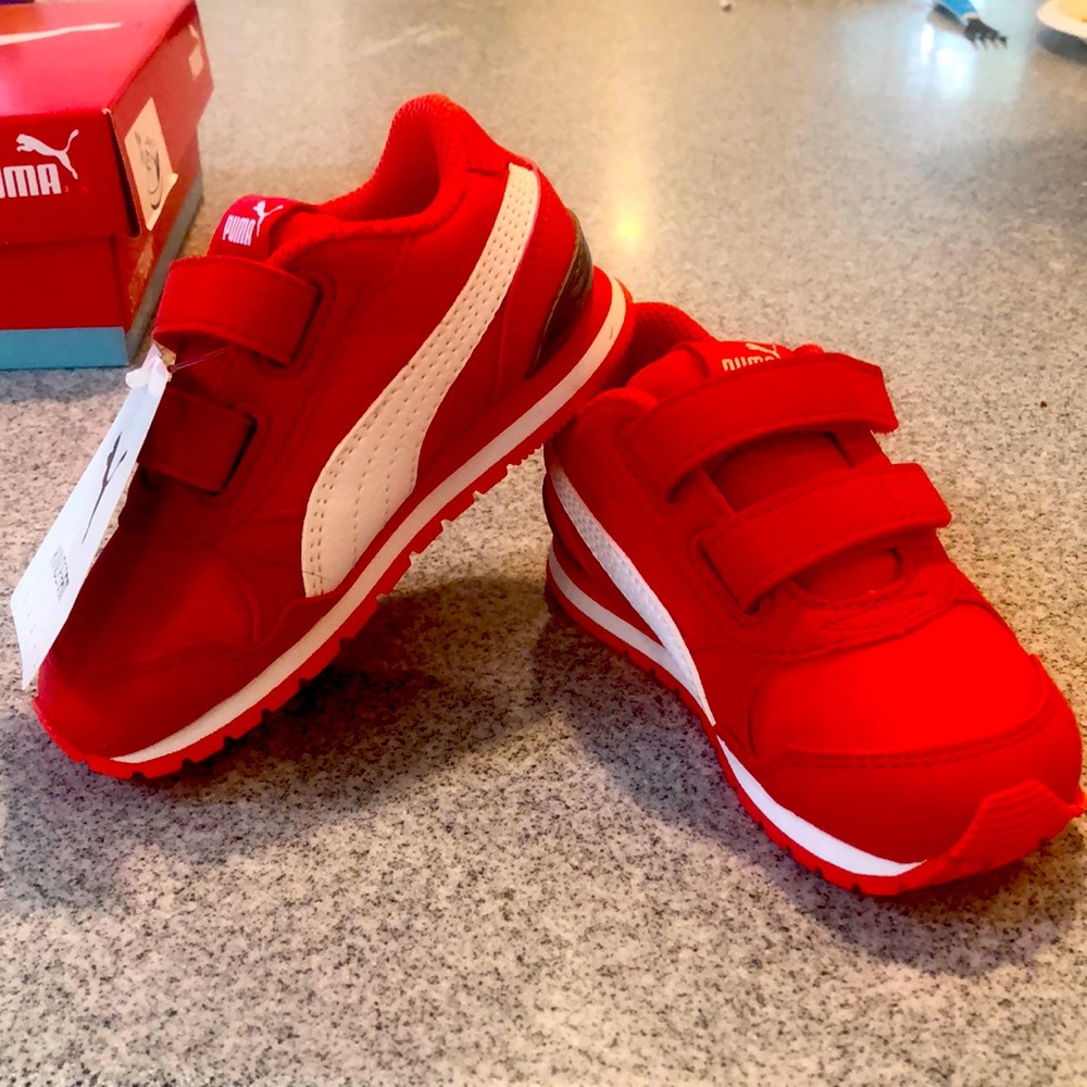 Puma Toddler Sneakers, Poppy Red, Size 7. Never worn